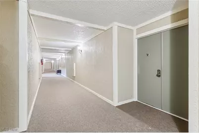 1006 Bunker Drive #204, Fairlawn, OH 44333 - Photo 10