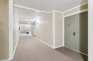 1006 Bunker Dr, Fairlawn, OH 44333 - Photo 10