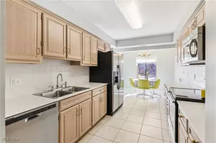 1006 Bunker Dr, Fairlawn, OH 44333 - Photo 22