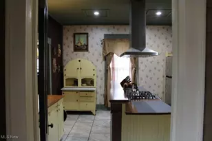 412 Church St, Spencer, WV 25276 - Photo 22