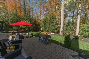 2385 Oakway St NW, North Canton, OH 44720 - Photo 12