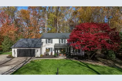 2385 Oakway Street NW, North Canton, OH 44720 - Photo 2