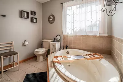 5700 Glena Street, Louisville, OH 44641 - Photo 24