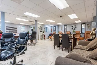 2006 Locust Street S, Canal Fulton, OH 44614 - Photo 4