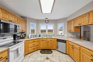 7939 Giddings Rd, Rootstown, OH 44272 - Photo 12