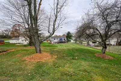 4407 Sunnyview Drive, Uniontown, OH 44685 - Photo 34