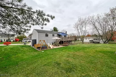 4407 Sunnyview Drive, Uniontown, OH 44685 - Photo 32