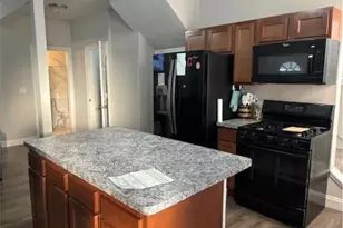 1964 E 120th St, Loveland, OH 44106 - Photo 6