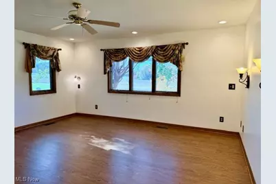 731 N Munroe Road, Tallmadge, OH 44278 - Photo 16