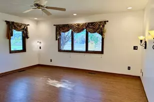 731 N Munroe Rd, Tallmadge, OH 44278 - Photo 16