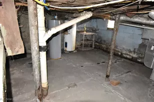 922 W 37th St, Ashtabula, OH 44004 - Photo 24