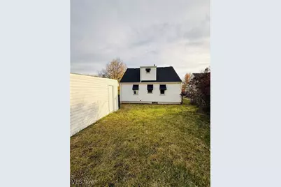 18909 Maple Heights Boulevard, Maple Heights, OH 44137 - Photo 2