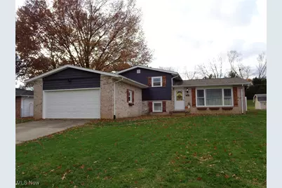 203 Brookfield Street, Louisville, OH 44641 - Photo 1