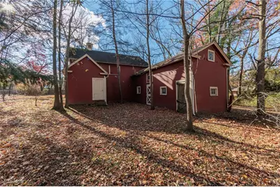 24105 Chardon Road, Euclid, OH 44143 - Photo 46