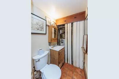 24105 Chardon Road, Euclid, OH 44143 - Photo 14