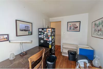 24105 Chardon Road, Euclid, OH 44143 - Photo 32