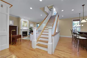 32041 Kossuth Dr, Avon Lake, OH 44012 - Photo 2