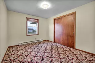 557 Ladyne Ave NW, Bolivar, OH 44612 - Photo 18