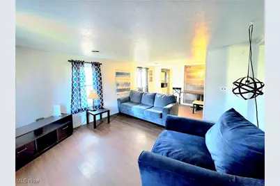 1374 Nichols Avenue, Lorain, OH 44053 - Photo 8