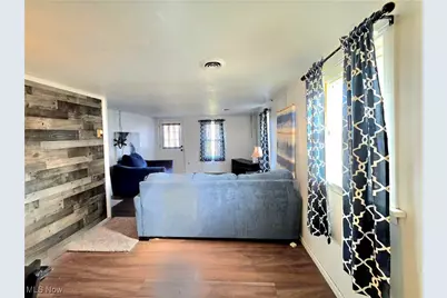 1374 Nichols Avenue, Lorain, OH 44053 - Photo 12