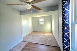 1374 Nichols Ave, Lorain, OH 44053 - Photo 18