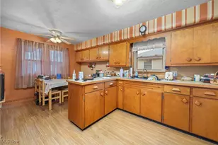 3116 Chris Ave, Lorain, OH 44052 - Photo 4