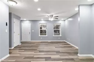 10313 Mt Auburn Ave, Loveland, OH 44104 - Photo 6