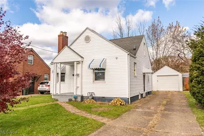 1321 Warrick Place NE, Canton, OH 44714 - Photo 2