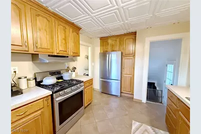 14931 Lakewood Heights Boulevard, Oakwood, OH 44107 - Photo 10