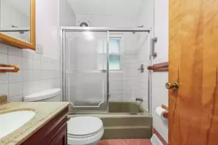 406 S Cleveland Ave, Mogadore, OH 44260 - Photo 14