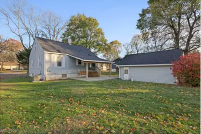 406 S Cleveland Avenue, Mogadore, OH 44260 - Photo 32