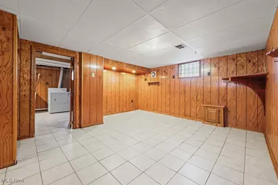 406 S Cleveland Avenue, Mogadore, OH 44260 - Photo 24