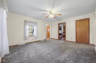 406 S Cleveland Ave, Mogadore, OH 44260 - Photo 8