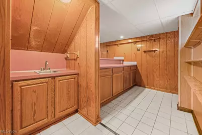 406 S Cleveland Avenue, Mogadore, OH 44260 - Photo 28