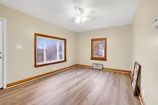 1459 Wade Park Ave, Akron, OH 44310 - Photo 8