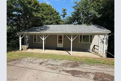 1209 Northside Drive, East Liverpool, OH 43920 - Photo 1