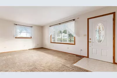 53 W Dave Longaberger Avenue, Dresden, OH 43821 - Photo 4