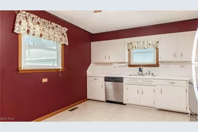 53 W Dave Longaberger Avenue, Dresden, OH 43821 - Photo 10