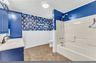 115 W Main St, New London, OH 44851 - Photo 12