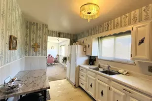 188 Columbus Way, Weirton, WV 26062 - Photo 8