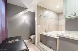 704 Reno Dr, Louisville, OH 44641 - Photo 22