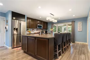 704 Reno Dr, Louisville, OH 44641 - Photo 8