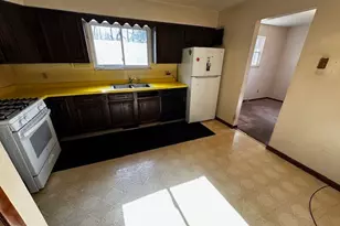 2512 Wick St SE, Warren, OH 44484 - Photo 6