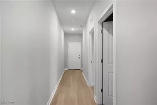 445 Harbor Ln, Lorain, OH 44052 - Photo 28