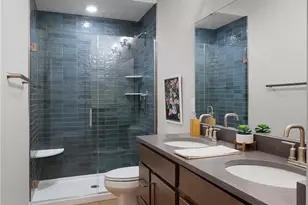 445 Harbor Ln, Lorain, OH 44052 - Photo 12