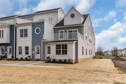 445 Harbor Lane, Lorain, OH 44052 - Photo 32