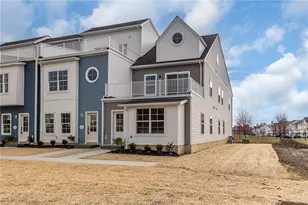 445 Harbor Ln, Lorain, OH 44052 - Photo 32