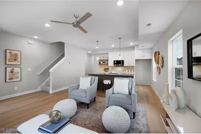 445 Harbor Lane, Lorain, OH 44052 - Photo 10