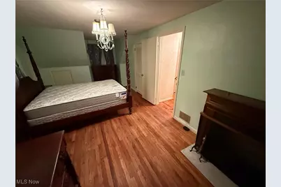 411 Fairview Heights Drive, Toronto, OH 43964 - Photo 8