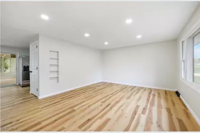 2057 Darnell Drive, Coventry, OH 44319 - Photo 4